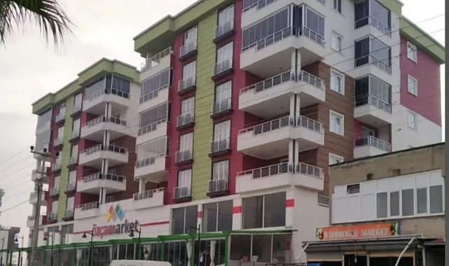 Depremde 44 kişinin öldüğü sitenin davasında mahkeme, esas hakkında mütalaa istedi