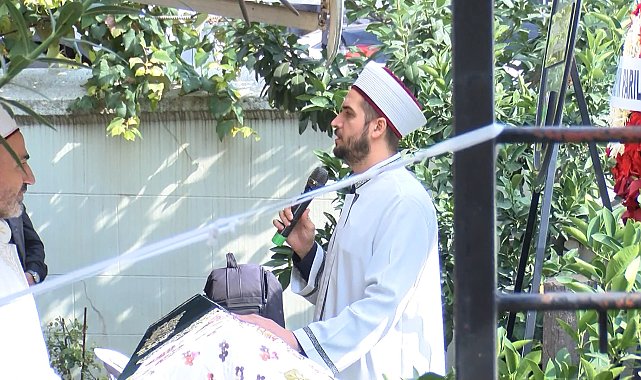 İstanbul- Beykoz'da bıçaklanarak öldürülen Aysel Karakoç son yolculuğuna uğurlandı