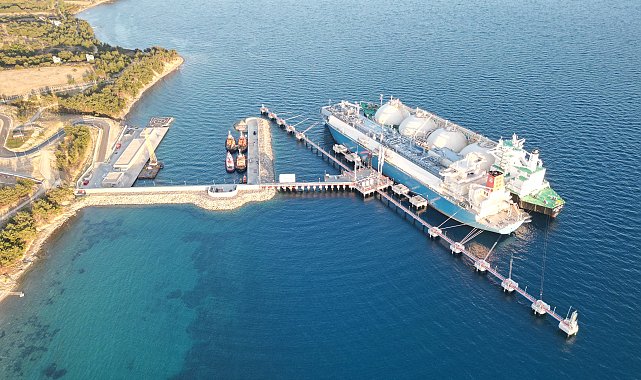 Bakan Bayraktar: İhtiyaç duyduğumuz doğal gazın yarısını LNG olarak alabilir hale geldik
