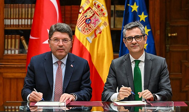 Bakan Tunç, İspanyol mevkidaşı Garcia ile görüştü