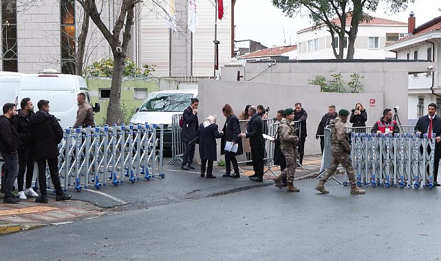 İstanbul- Papa 14. Leo, Mor Efrem Süryani Kadim Ortodoks Kilisesi'ni ziyaret etti