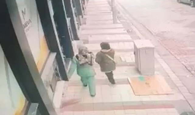 İstanbul - Sultangazi'de takip ettikleri çiftin evine giren 2 kadın 1 milyon lira değerinde ziynet eşyası çaldı