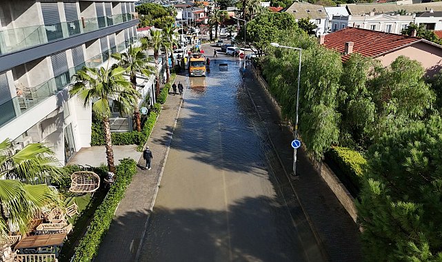 İzmir'de sağanak etkili oldu