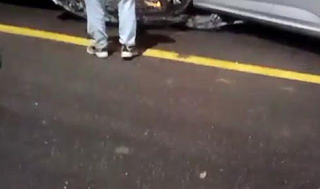 Kaza yapan oğluna kızan babayı çevredekiler sakinleştirdi