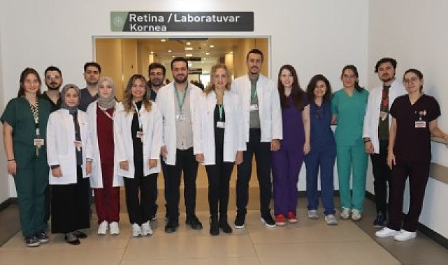 Kornea nakli olan hastalar, hekimlerini ziyaret etti