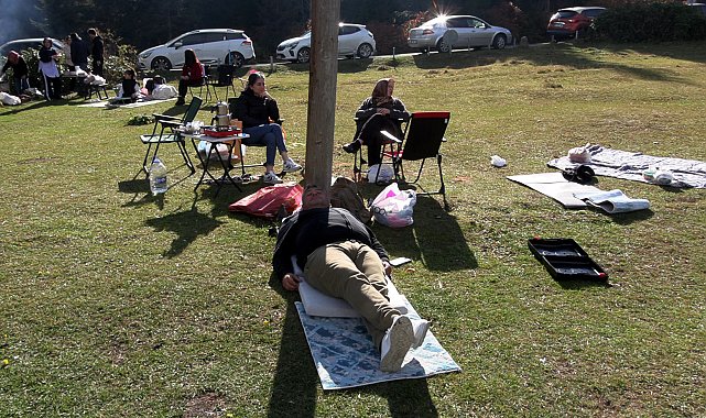 Trabzon'da sıcak havayı fırsat bilenler, yayla ve parklara akın etti