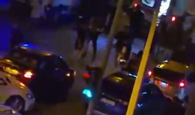 Yolun karşısına geçerken motosikletin çarptığı yaya öldü