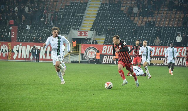 Arca Çorum FK - Sakaryaspor: 2-0