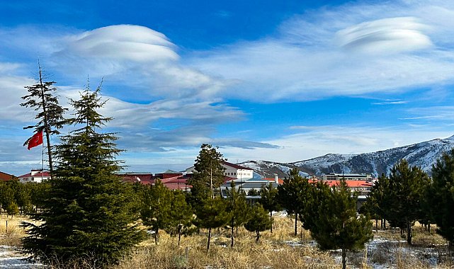 Bitlis semalarında mercek bulutları görüntülendi
