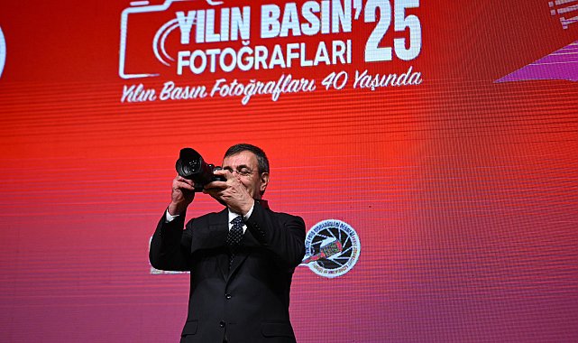 Cevdet Yılmaz, 'Yılın Basın Fotoğrafları Ödül Töreni'ne katıldı