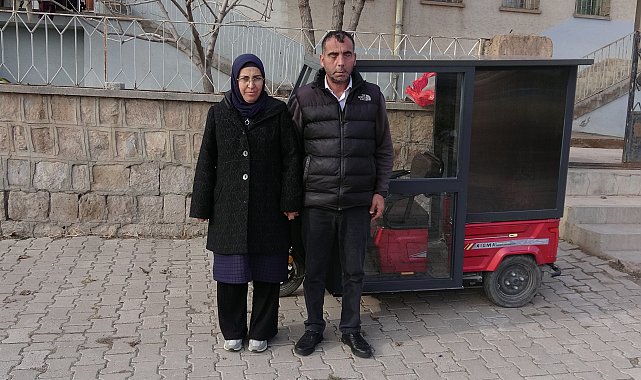 DHA haber yapmıştı; görme engelli eşini iş yerine götüren kadının isteği gerçek oldu
