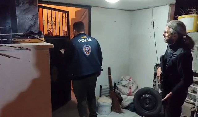 Ev hayali kuran kişileri dolandıran suç örgütüne Osmaniye merkezli operasyon: 19 gözaltı