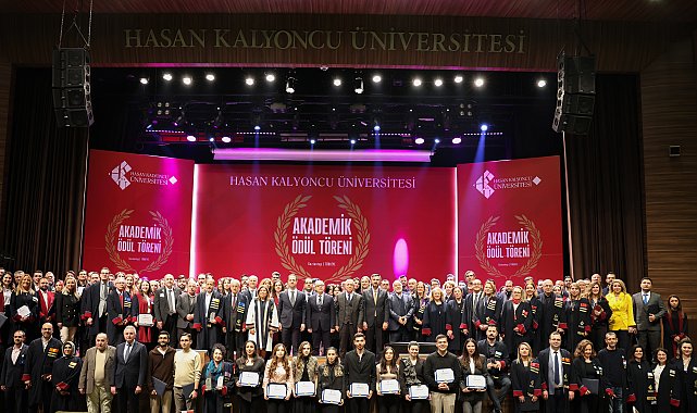 Hasan Kalyoncu Üniversitesi'nde 'Akademik Ödül Töreni' gerçekleştirildi