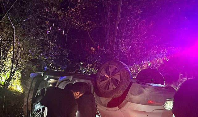 İstanbul - Sarıyer'de otomobil takla attı; mahsur kalan sürücüyü çevrededekiler kurtardı