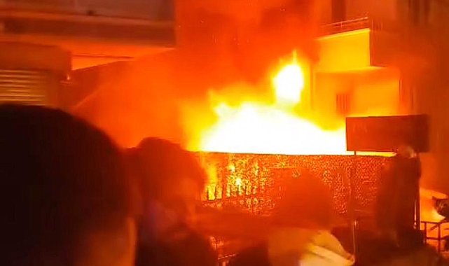 İstanbul - Ümraniye'de iş yerinde yangın -1