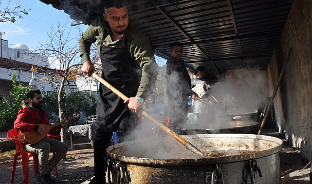Mardin'de kavurma hazırlıkları, sazlı türkülü başladı