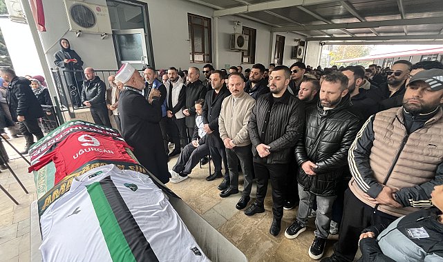 Silahlı kavgada ölen futbolcu toprağa verildi
