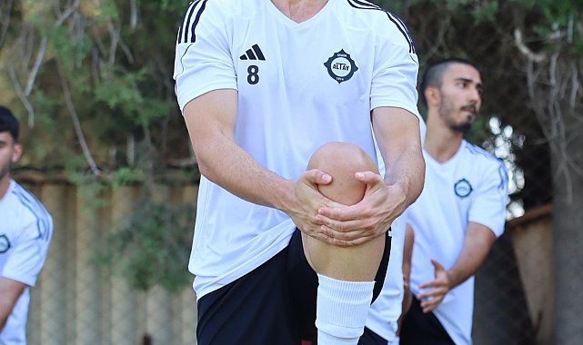 Altay'da Murat Berkan ayrıldı