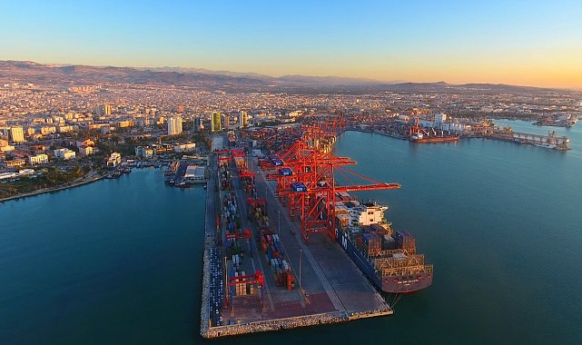 Bakan Uraloğlu: Deniz ticaretinde 2025 yılını rekorla noktaladık