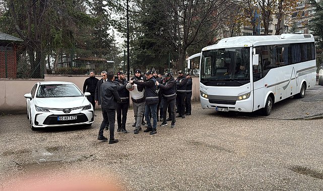 Cesedini kireçleyip havuzun deposunda sakladığı babasını 4 ay önce öldürmüş