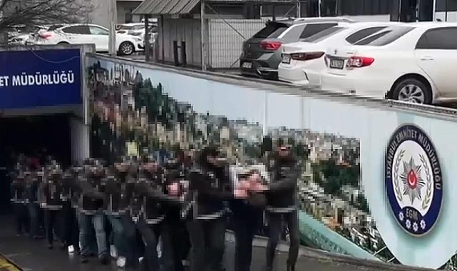 İstanbul - 'Casperlar' suç örgütüne operasyonda gözaltına alınanlar adliyeye sevk edildi