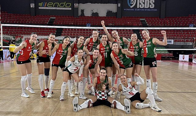 Karşıyaka filede Fenerbahçe'ye konuk
