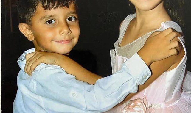 Lüks villadaki aile faciasında ölen kardeşler yan yana toprağa verildi