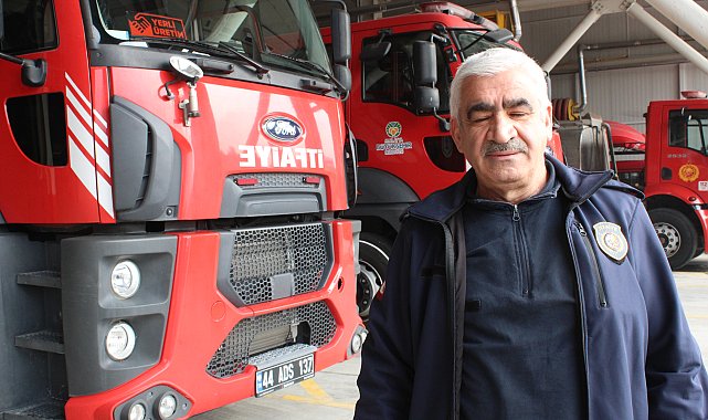 Mesleğini bırakıp, çocukluk hayali itfaiye eri oldu: Bu iş bende bir tutku