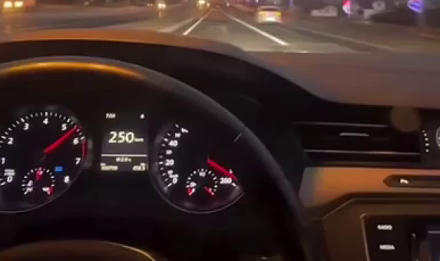 Otomobili ile hız yapan sürücü gözaltında