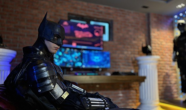 Üniversiteli gencin 'Batman' tutkusu