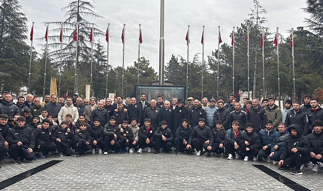 Yaşar Doğu, ölümünün 65'inci yıl dönümünde mezarı başında anıldı