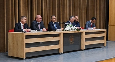 2025–2026 II. Dönem Güvenlik Tedbirleri Değerlendirme Toplantısı Vali ÇİÇEK Başkanlığında Gerçekleştirildi