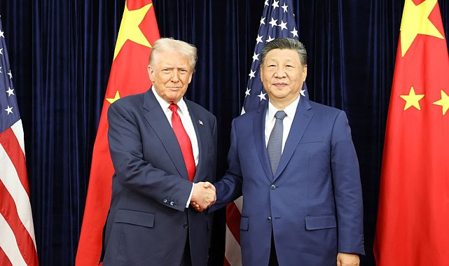 Çin Devlet Başkanı Şi, ABD Başkanı Trump ile telefonda görüştü