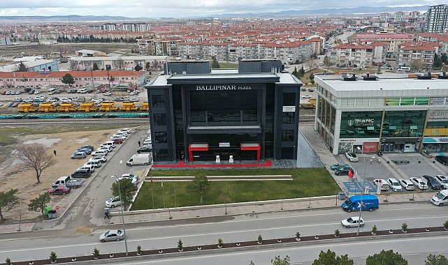 Diş hekimi Nevzat Ballıpınar: Kendi kendine yeten üst segment bir klinik kurduk