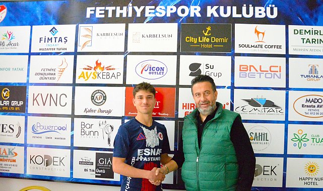 Fethiyespor'a 3 taze kan geldi