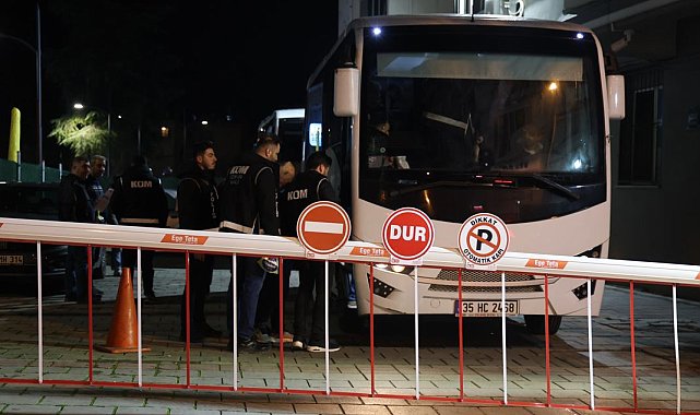 İzmir'in Buca Belediyesi'ne operasyon: 26 şüpheli adliyede
