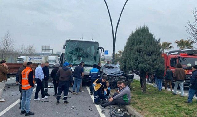 Manisa'da zincirleme kaza: 5 yaralı
