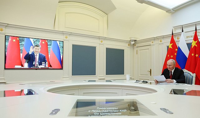 Putin ile Şi, video konferansta bir araya geldi