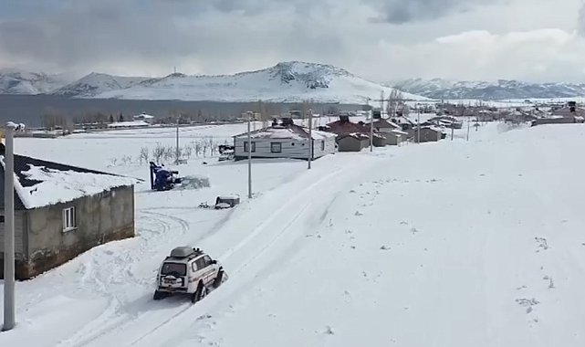 Bitlis'te ekipler, hasta kadın için seferber oldu