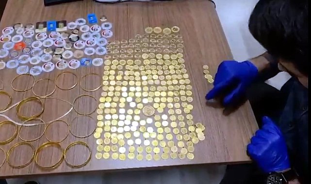 Dolandırdığı kişiden aldığı yüklü miktarda altınla kaçarken yakalandı