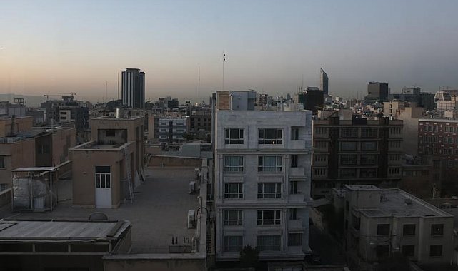 İsrail: Tahran ve Beyrut'a eş zamanlı hava saldırıları başlatıldı