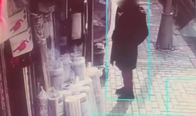 İstanbul - Avcılar'da 1 ayda aynı koltuk örtüsünden 5 takım çalındı: Gelsin paramı ödesin