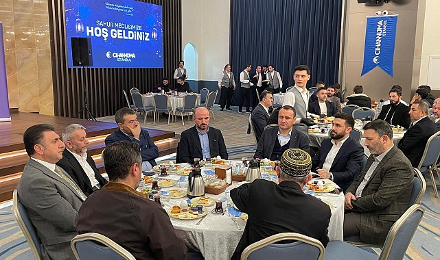 İstanbul - Bakan Tekin, 'Cihannüma İstanbul Sahur Meclisi' programına katıldı