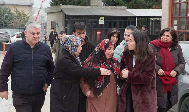 İstanbul - Zeytinburnu Sahili'nde denizde ölü bulunan anneyle kızının cenazesi yakınlarına teslim edildi