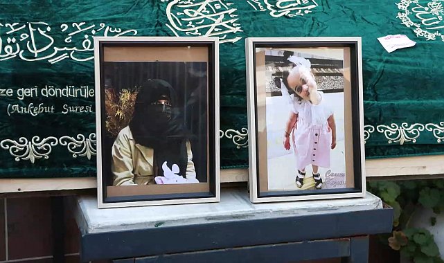 İstanbul - Zeytinburnu'nda denizde ölü bulunan anne ve kızı son yolculuğuna uğurlandı