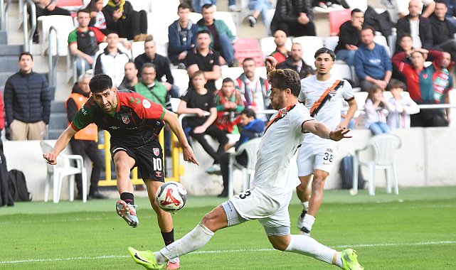 Karşıyaka'da Erhan ve Mücahit'ten müthiş dönüş