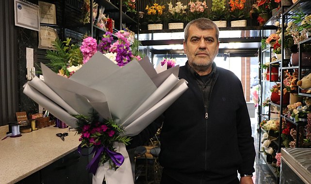 Kayseri'de çiçekçilerde 8 Mart mesaisi