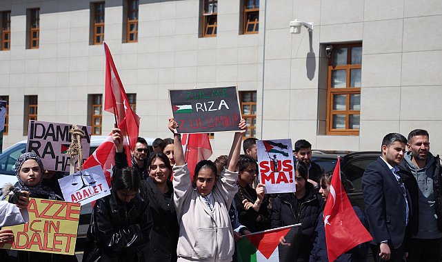 Ağrı'da akademisyen, öğrenci ve STK'lardan İsrail'in idam yasasına tepki