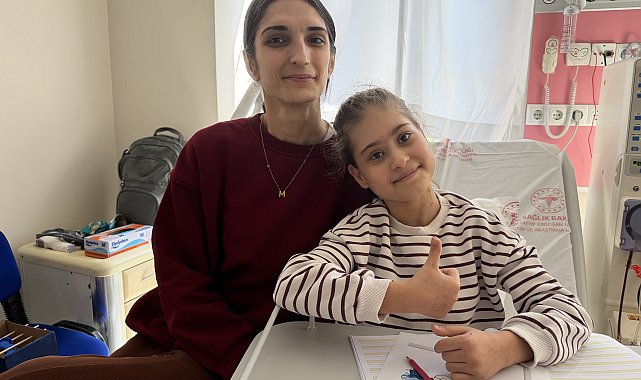 Diyaliz yatağı okul sırası oldu; 13 yaşındaki Melek'in okuma azmi