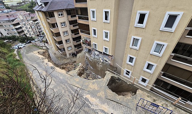 İstinat duvarı çöktü; 7 katlı binanın 2 katı tahliye edildi